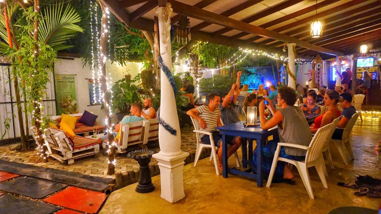 Hotel Boho Garden Mirissa Exterior foto